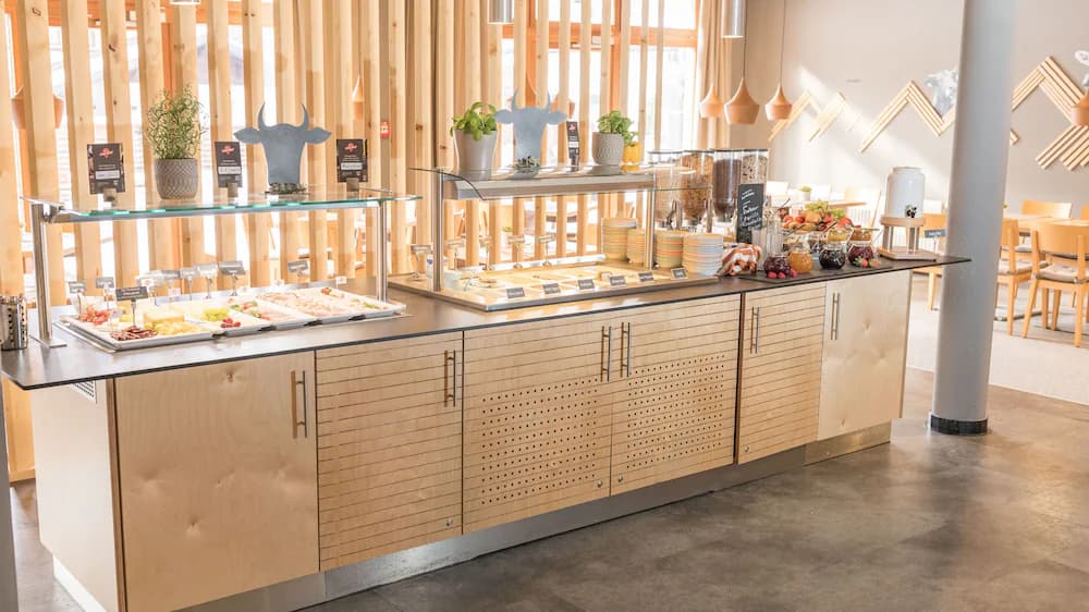 Breakfast buffet