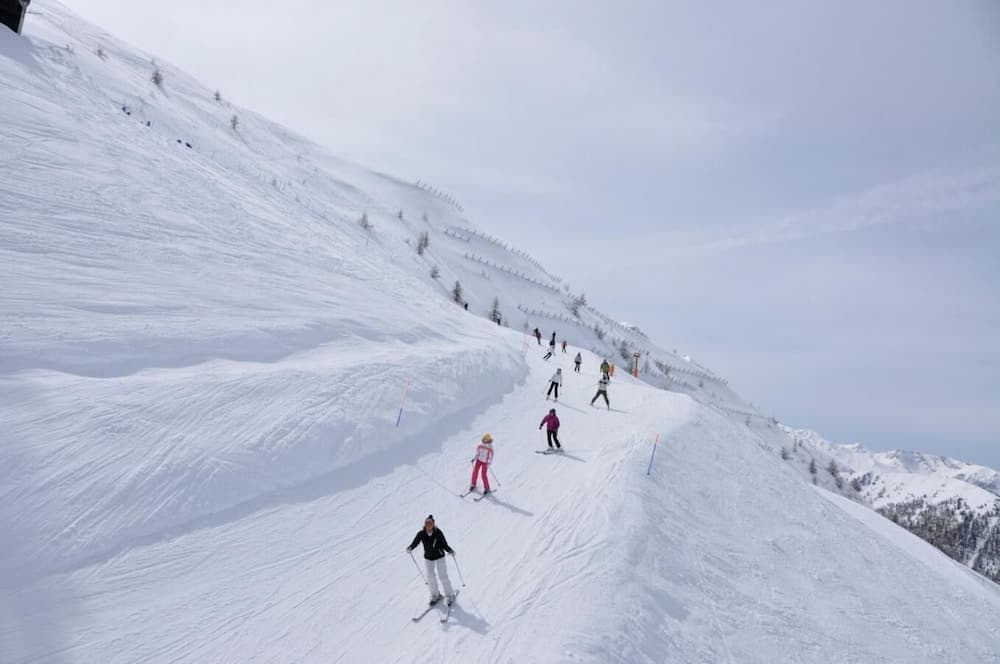 Snow and ski sports