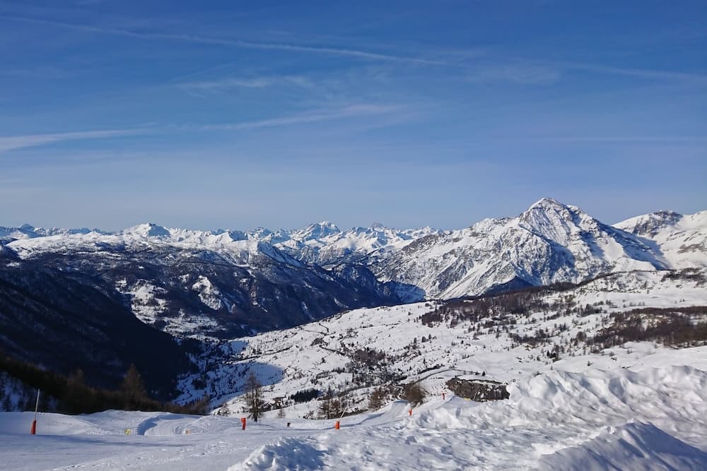Snow and ski sports