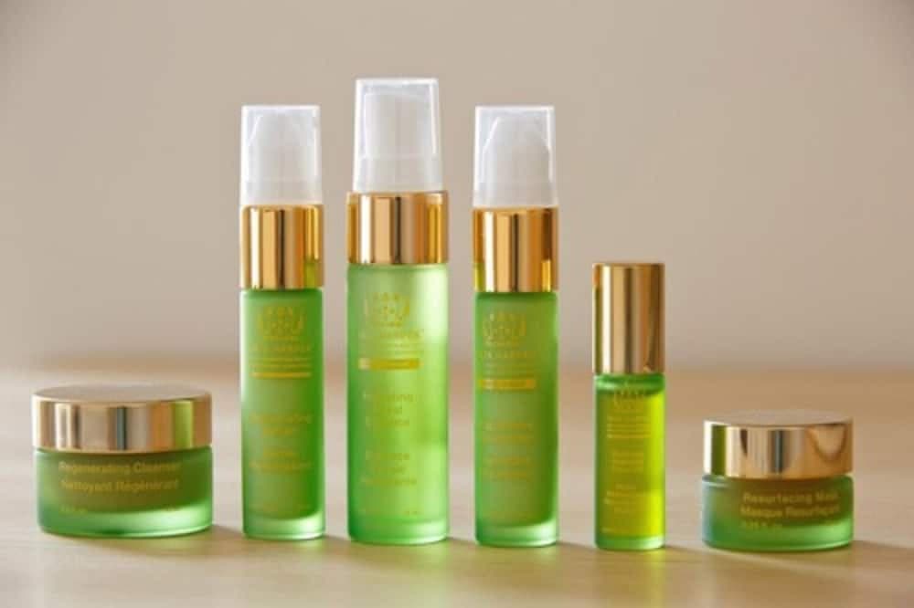 Facial