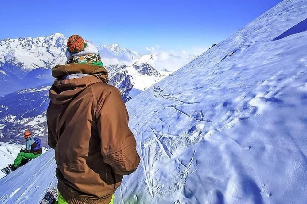 Snow and ski sports