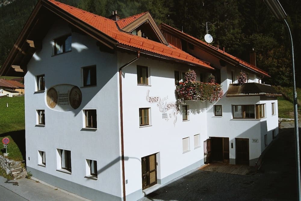 Primary image