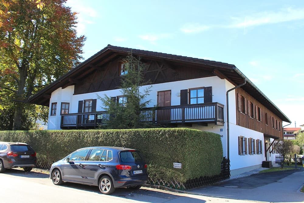 Primary image