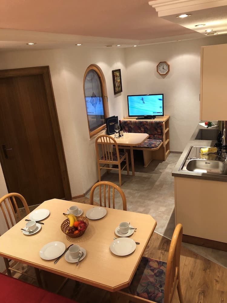In-room dining