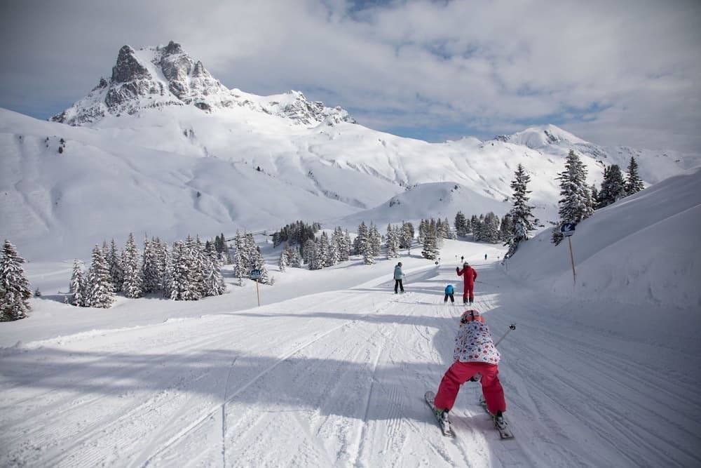 Snow and ski sports
