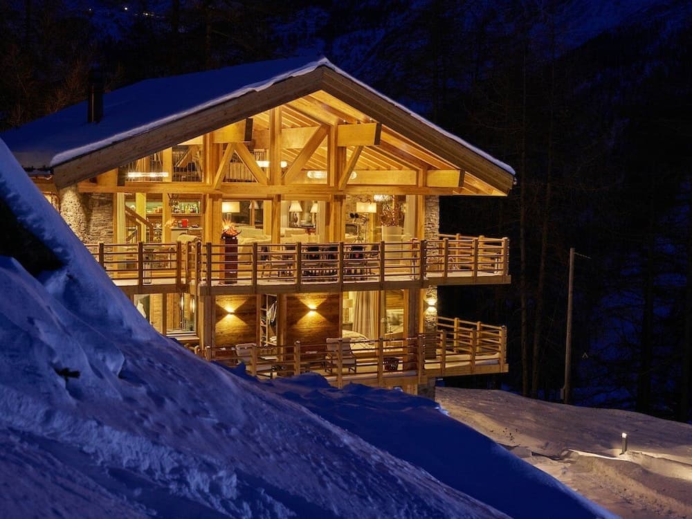 Front of property - evening/night