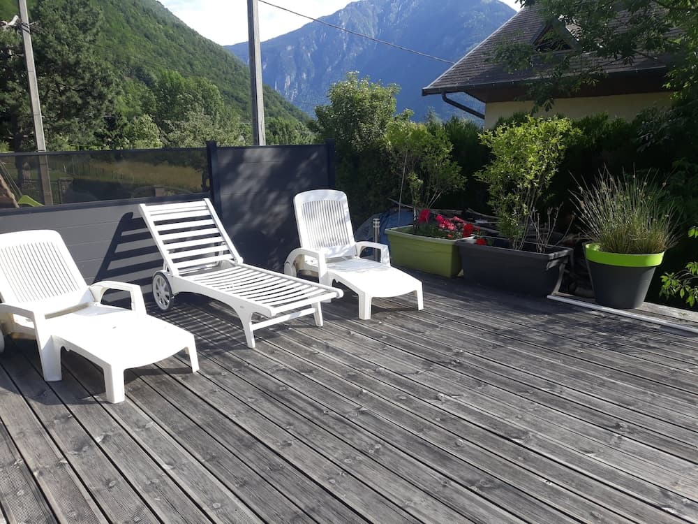 Sundeck