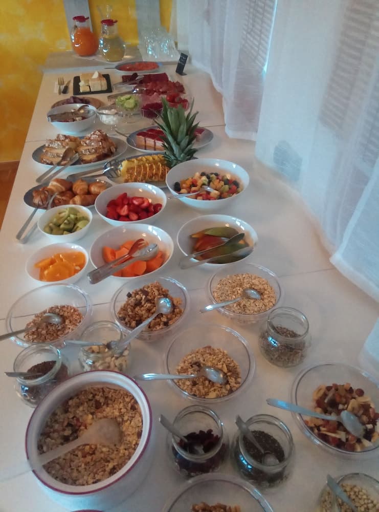 Breakfast buffet