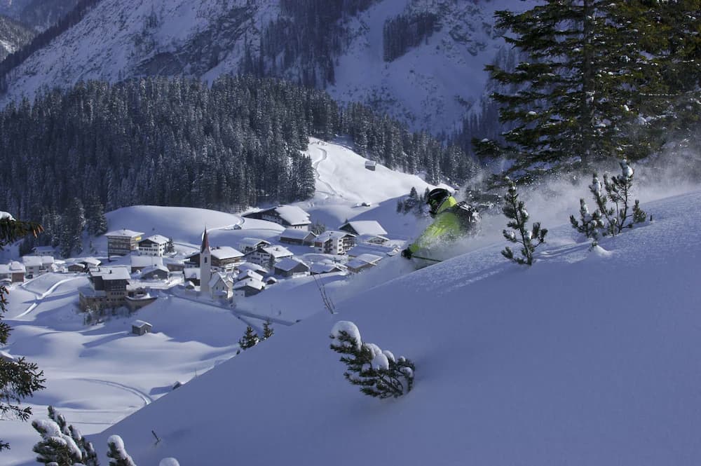 Snow and ski sports