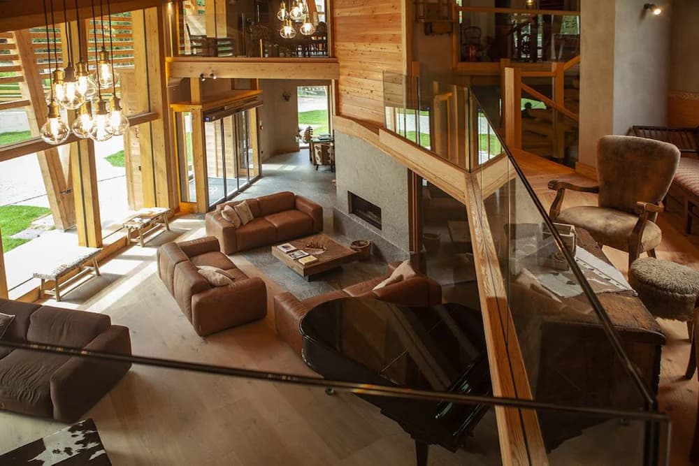 Lobby sitting area