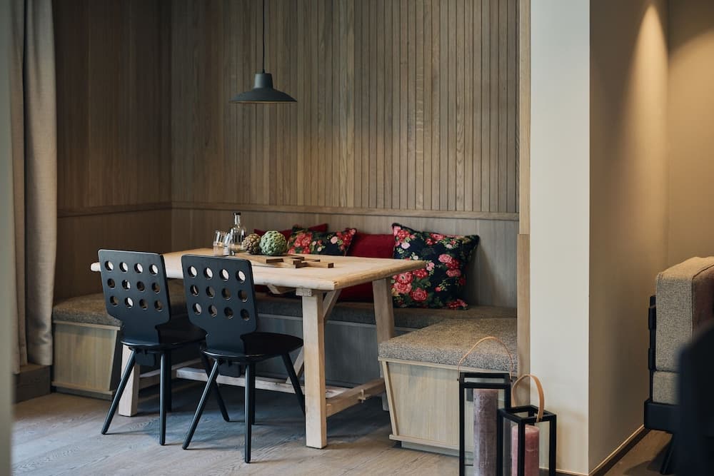In-room dining