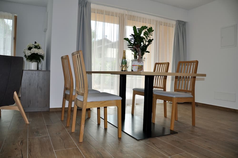 In-room dining