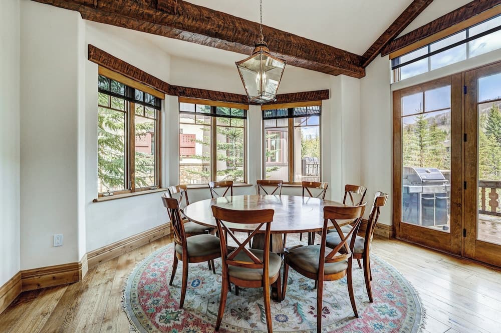 Dining room