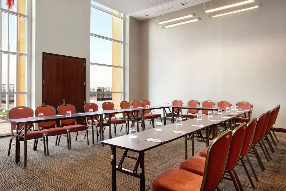 Meeting facility