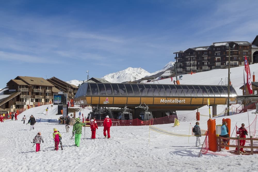 Snow and ski sports