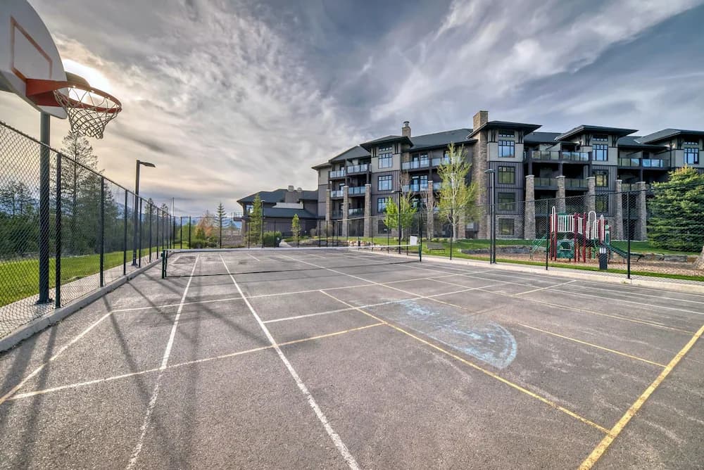 Sport court
