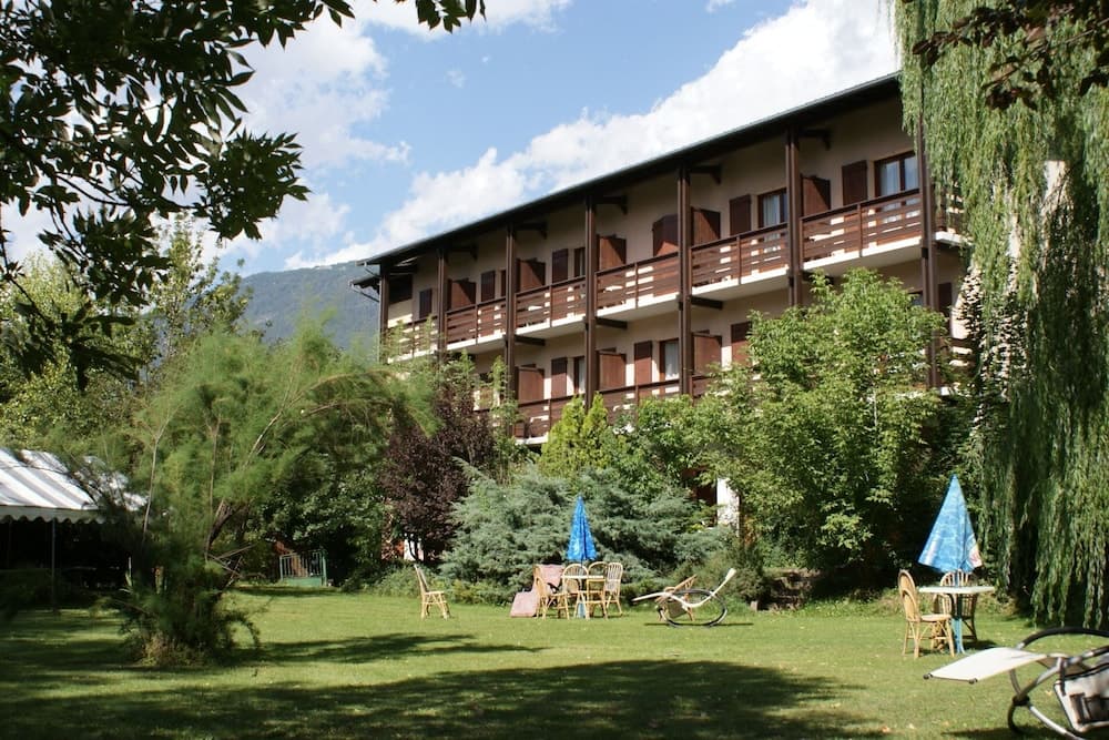 Primary image