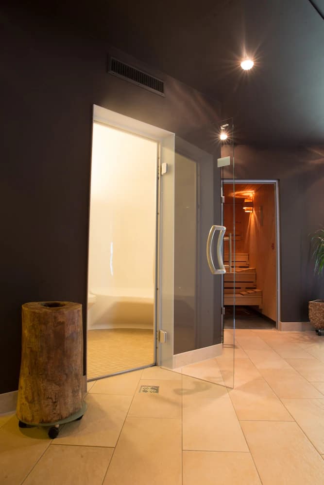 Steam room