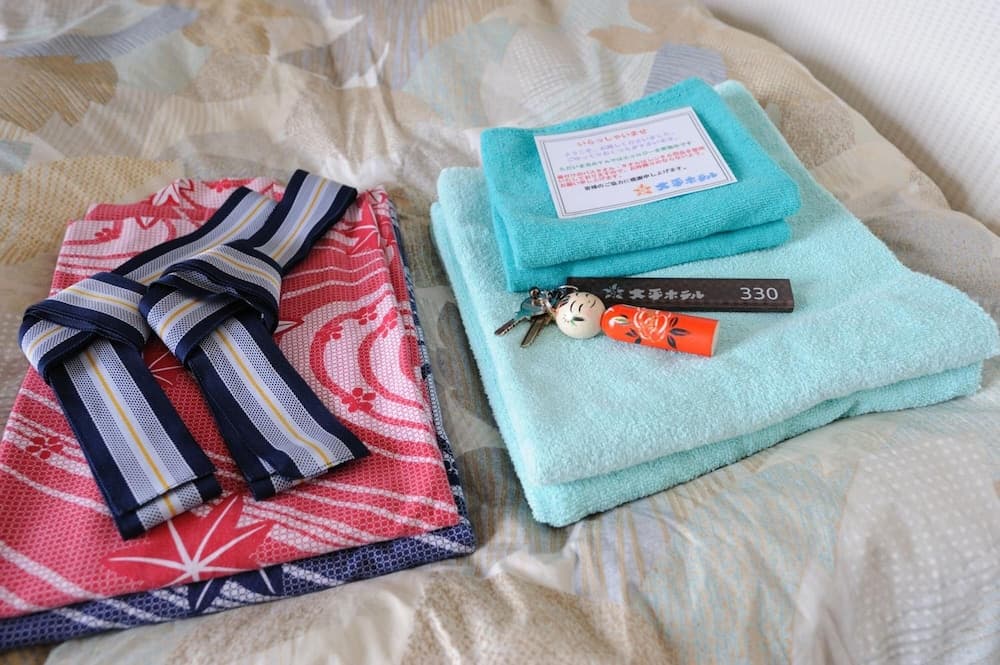 Bathroom amenities