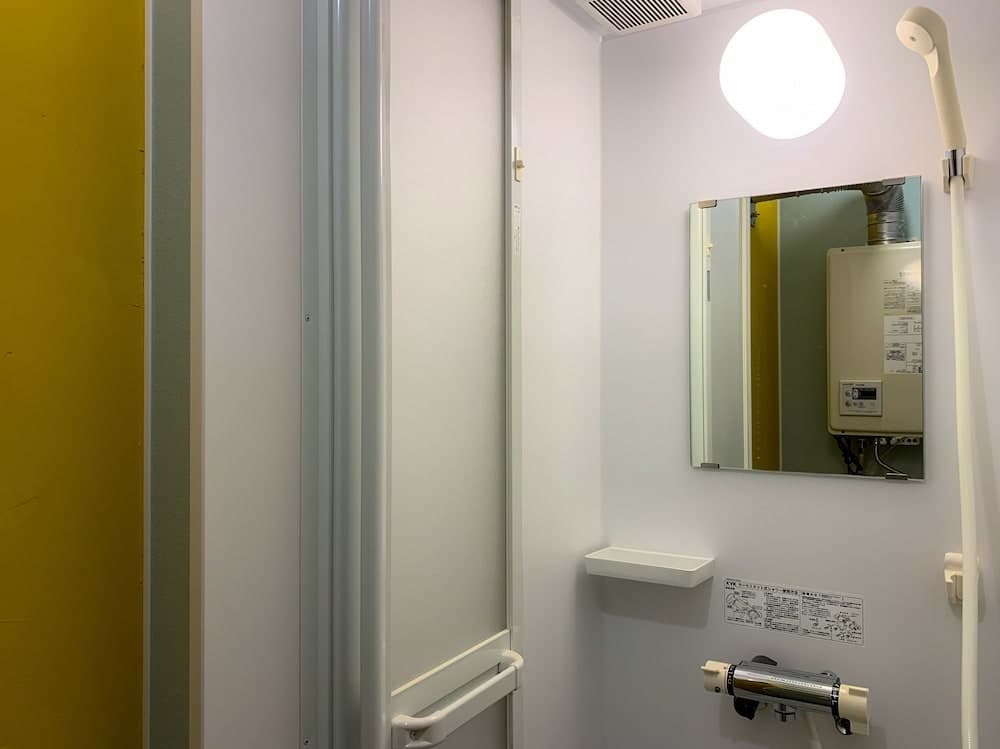 Bathroom shower