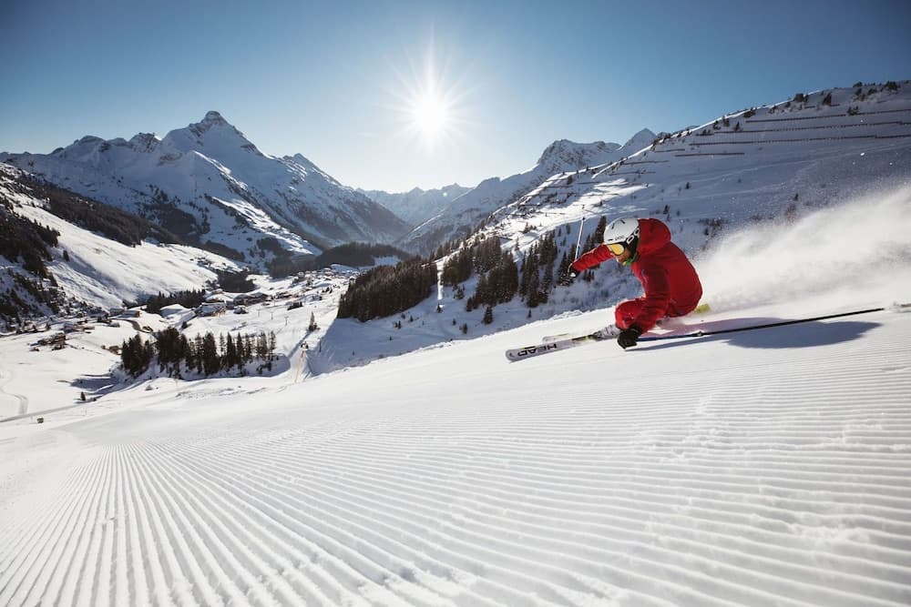 Snow and ski sports