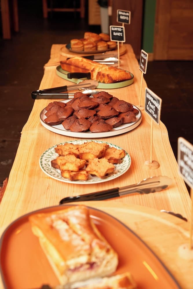 Breakfast buffet