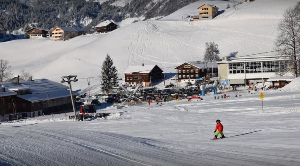 Snow and ski sports