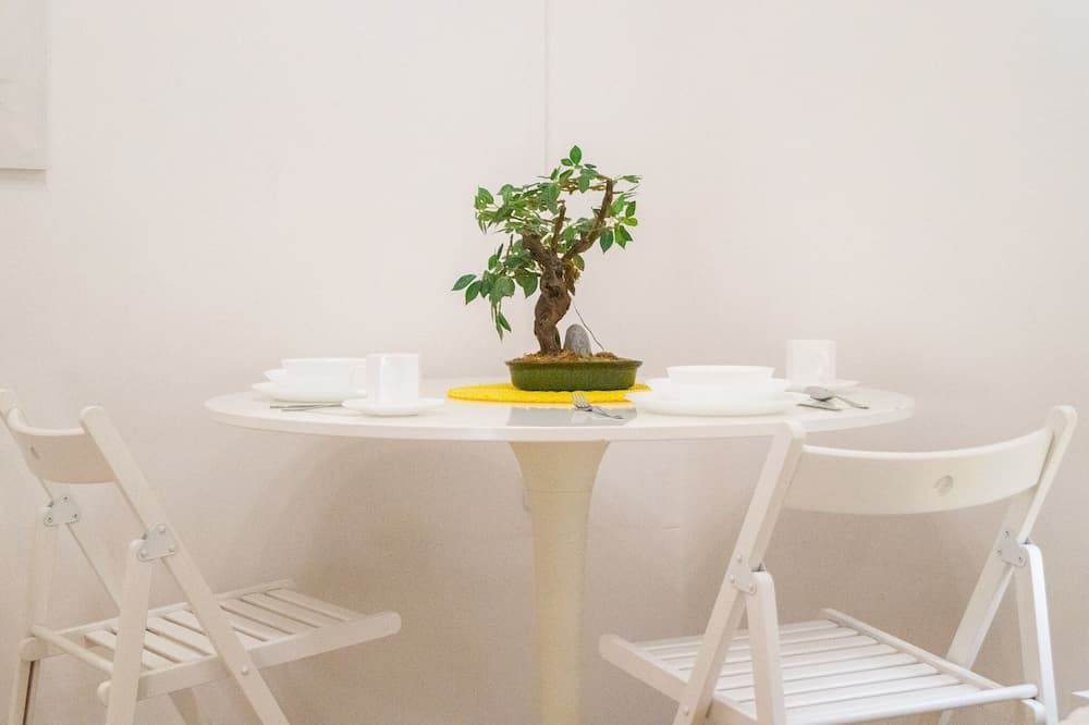 In-room dining