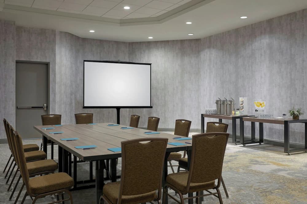 Meeting facility