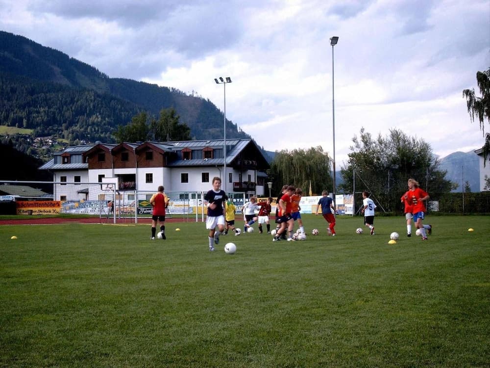 Sport court