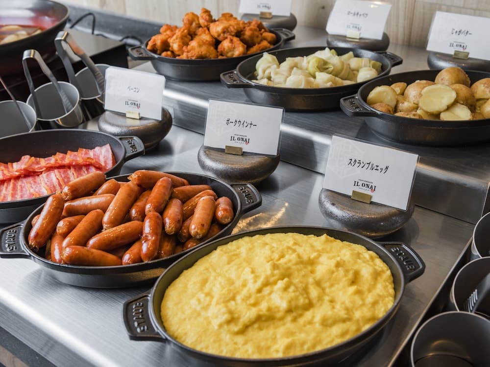 Breakfast buffet