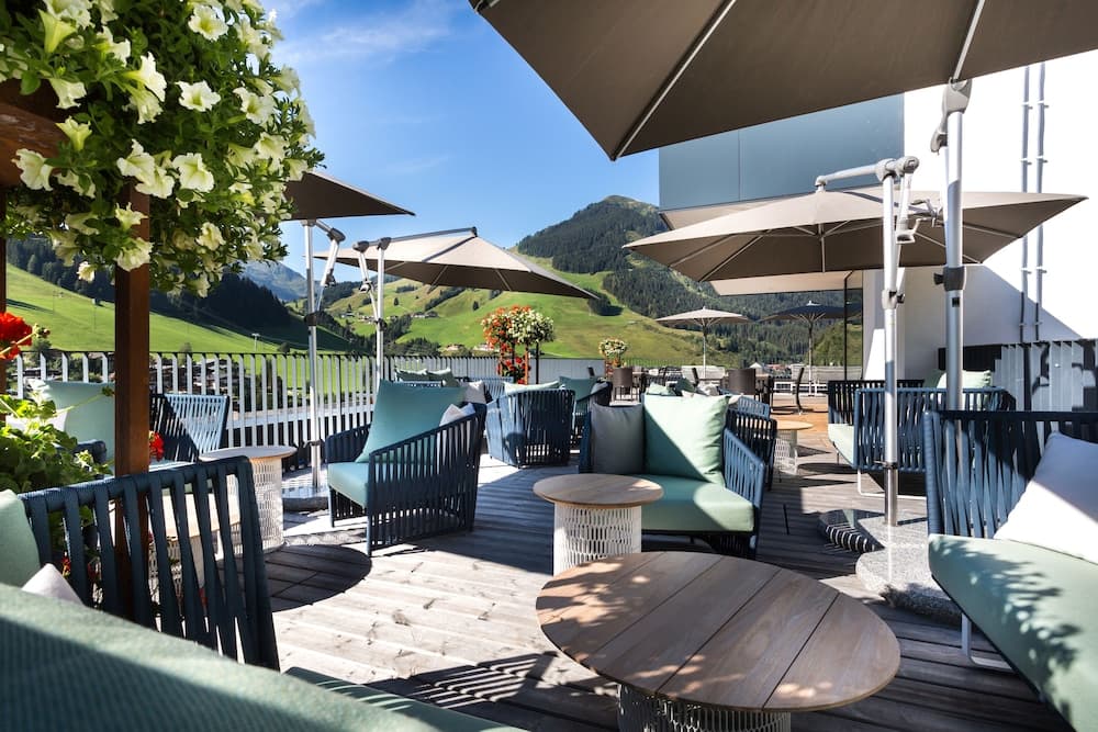 Sundeck