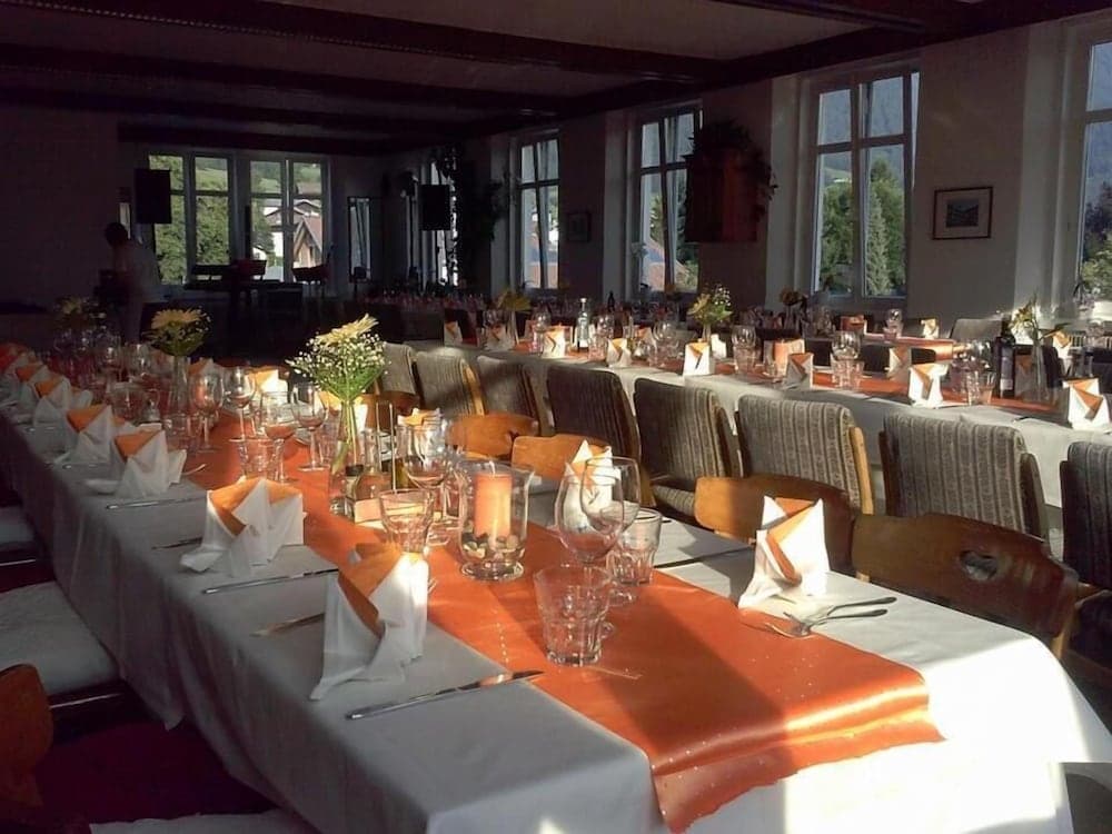 Banquet hall