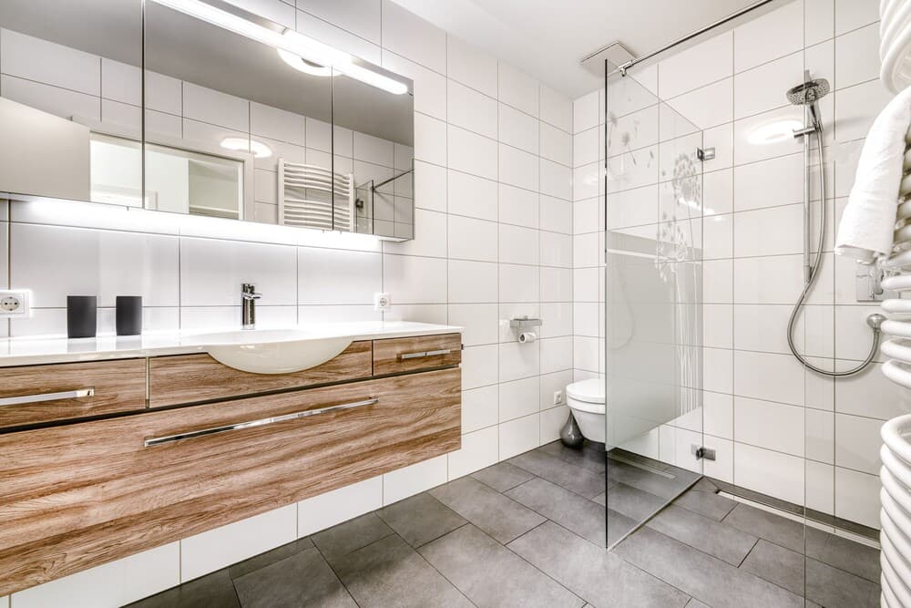 Bathroom shower