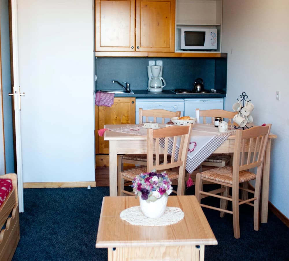 In-room dining
