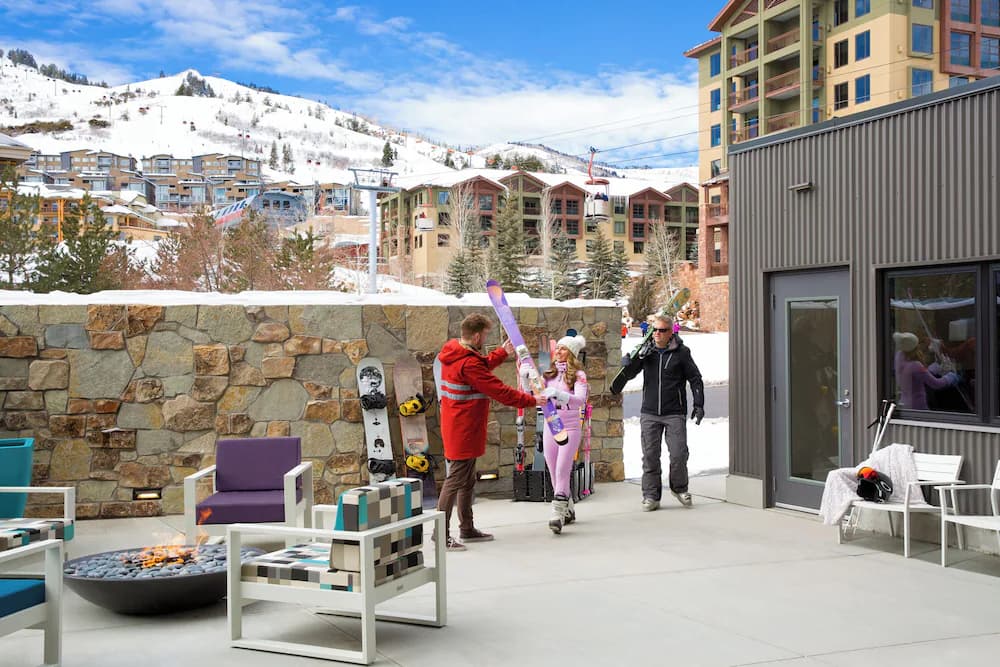 Snow and ski sports