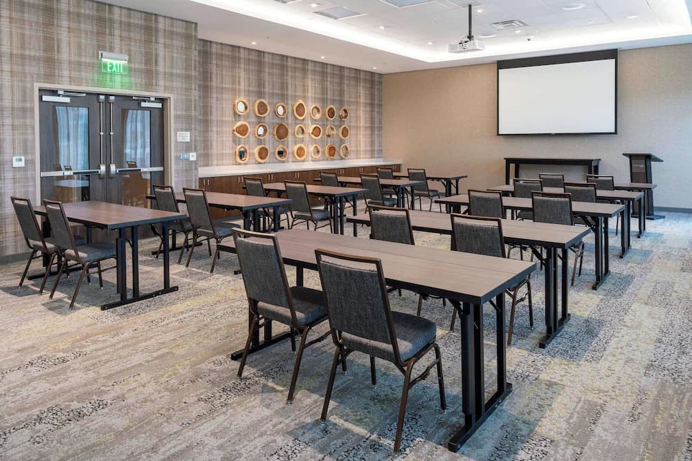 Meeting facility