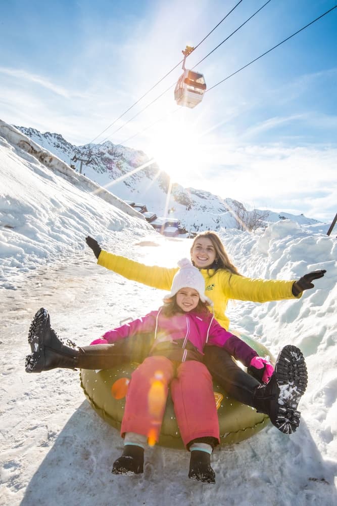 Snow tubing