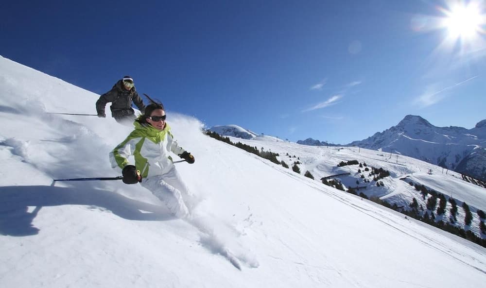 Snow and ski sports