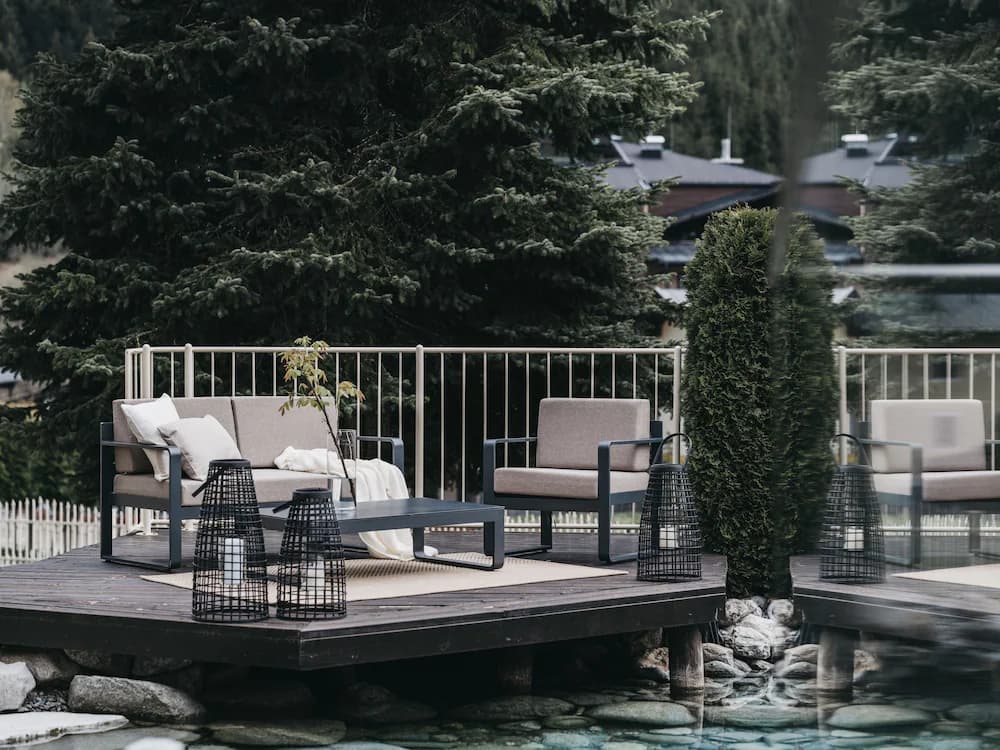 Sundeck