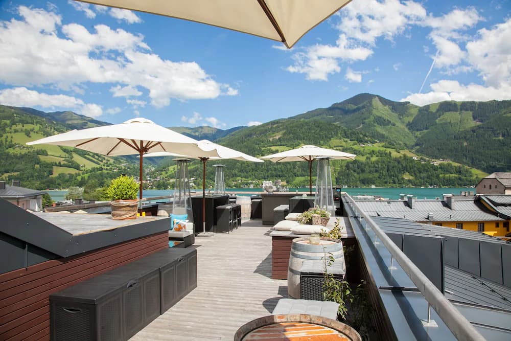 Sundeck