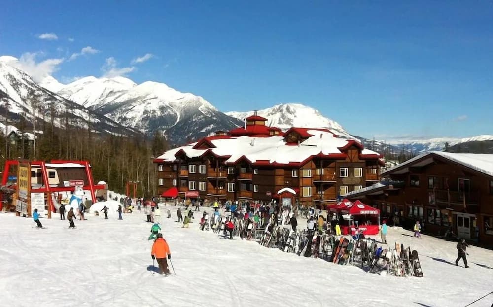 Snow and ski sports