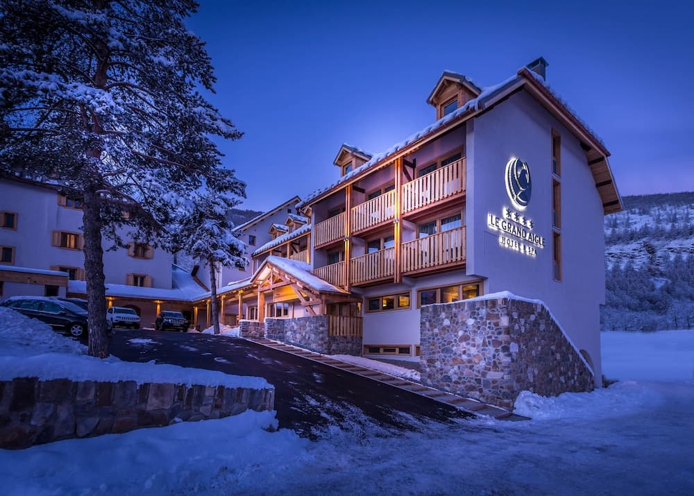 Front of property - evening/night