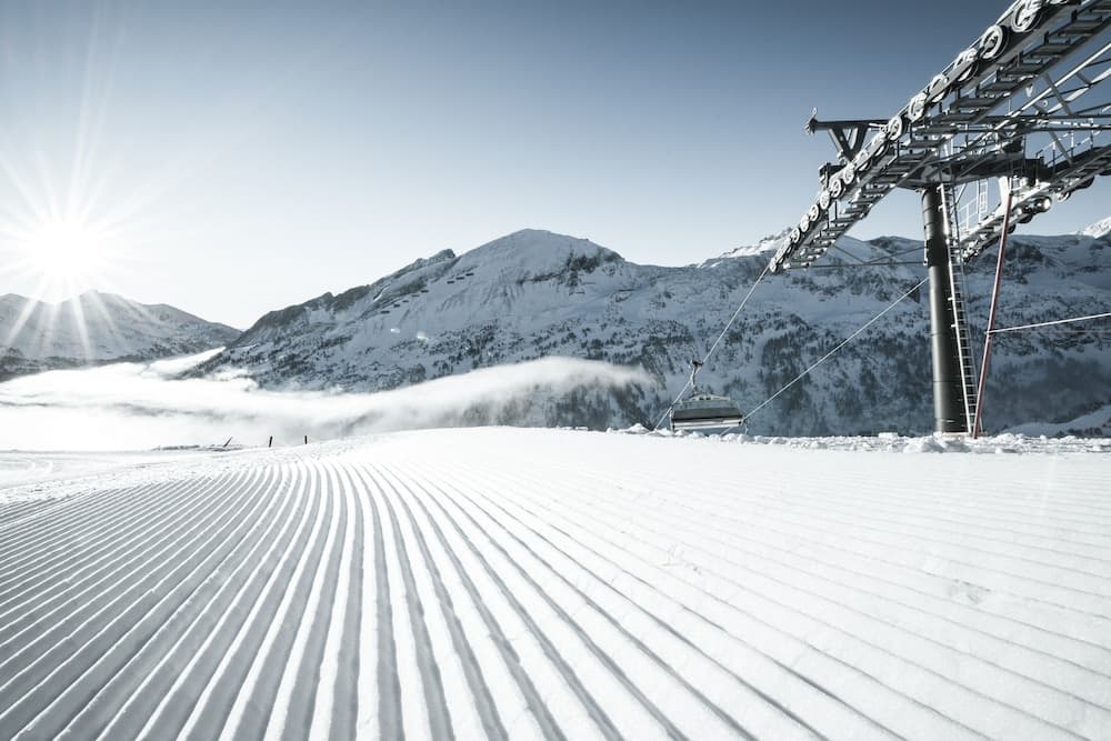 Skiing