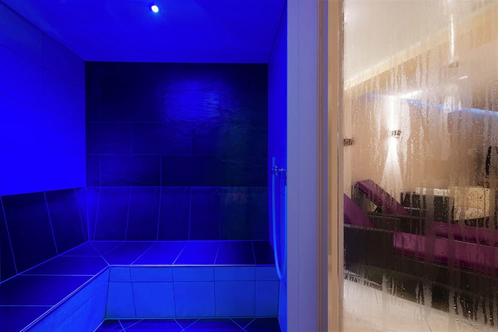 Steam room