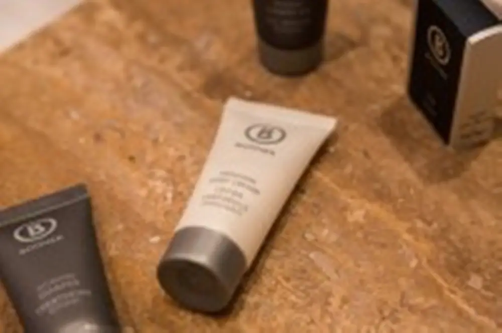 Bathroom amenities