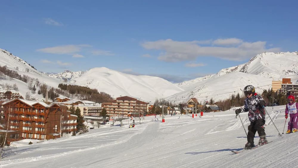 Snow and ski sports