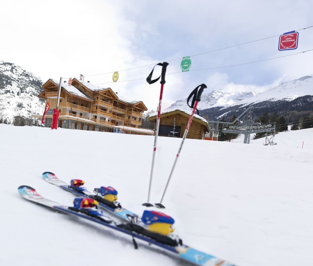 Skiing