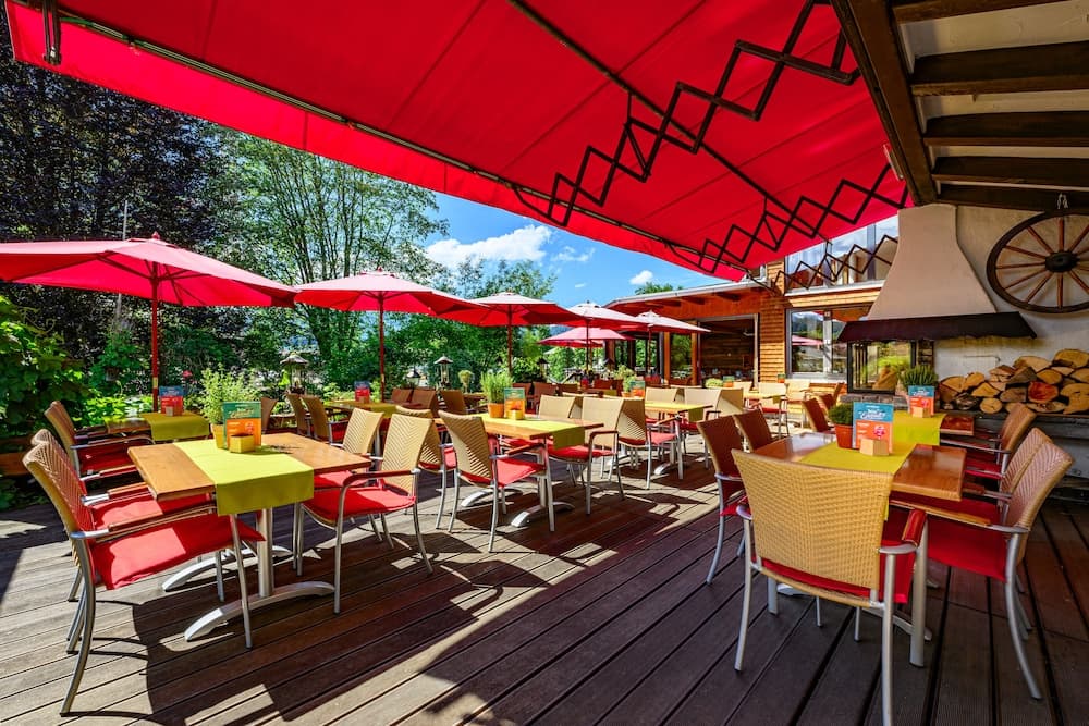 Sundeck
