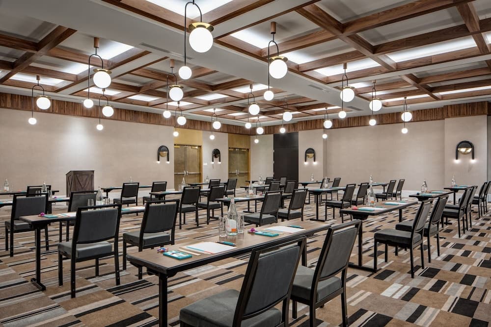 Meeting facility